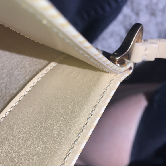 Louis Vuitton pochette bag - Picture 5 of 5